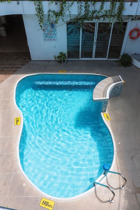 WAIRA SUITES HOTEL, Pool