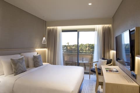 MERAVIA Leonardo Limited Edition - Adult Only, Room