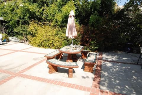 Rest Haven Motel, Property grounds