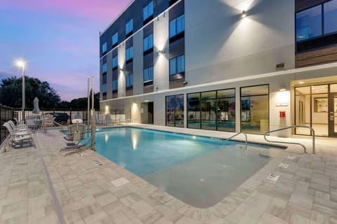 Best Western Plus Winter Haven Inn & Suites 