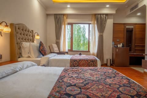 Hotel Gyalpo Residency - A Mountain View Luxury Hotel in Leh