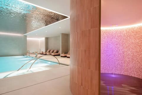 Renaissance Porto Lapa Hotel, Pool