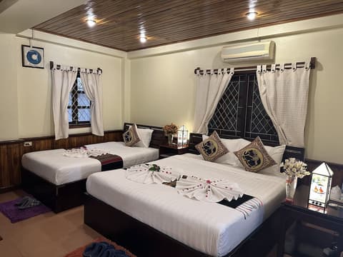 Villa Alounsavath Mekong Riverside, Room