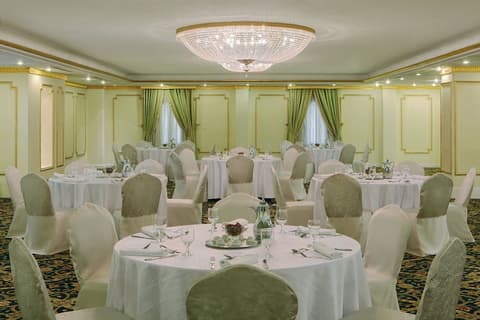 New Madinah Hotel, Meeting facility