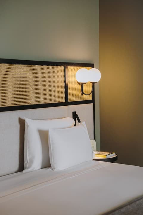 Timbre Virtudes, Room