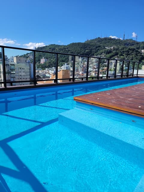 Bewiki, Rooftop pool