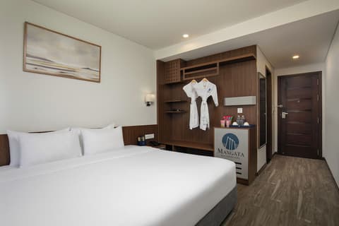 Mangata Beachfront Hotel, Room