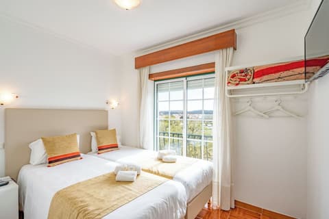 Residencial Padre Pio by Umbral