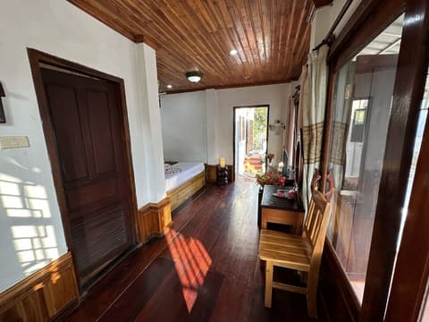 Villa Thida Mekong Riverside