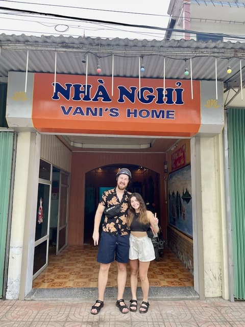 Vani's Home