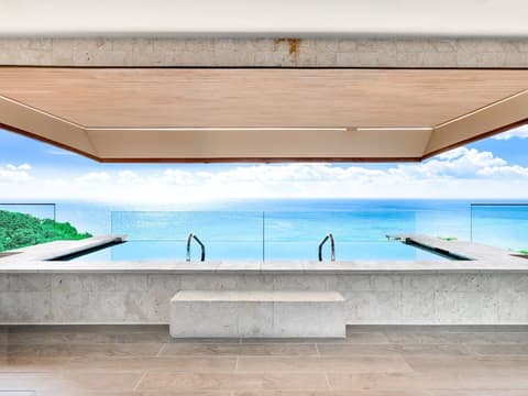 Kimpton Grand Roatan Resort And Spa by IHG