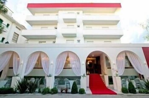 Hotel Coelho, Front of property