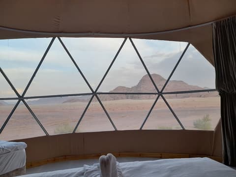 wadi rum  al omar, Room