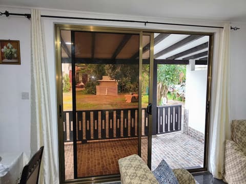 Alpha & Omega Seychelles, Living area