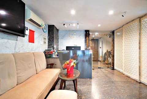 S79 Residences 345AB Apartment, Reception