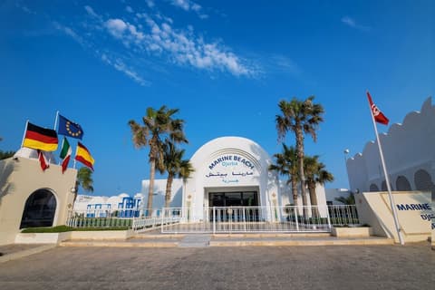 TMK Marine Beach by Turismark, Front of property