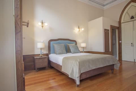 Dom Jose by Guestify