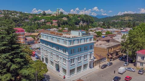 Newport Hotel Kutaisi, Exterior