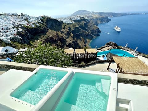 Eteoro Suites