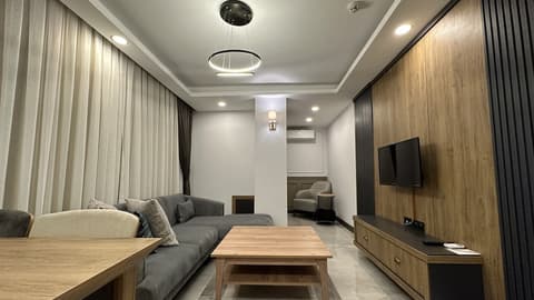 Quality Gold Suit Hotel