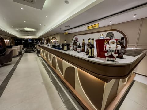 Quality Gold Suit Hotel, Lobby lounge