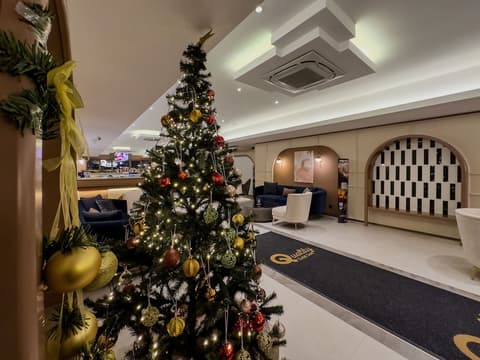 Quality Gold Suit Hotel, Lobby lounge