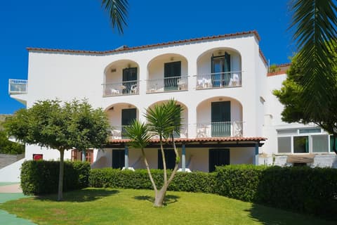 hotel park victoria, Front of property