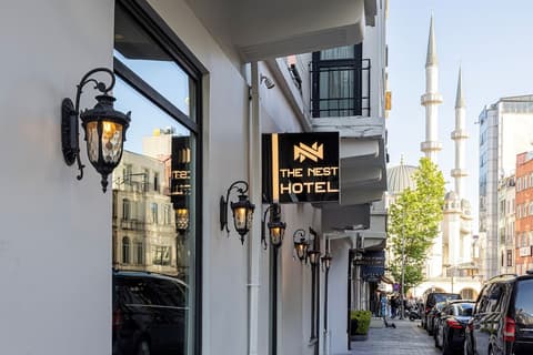 The Nest Hotel, Front of property