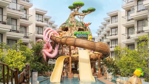 Phuket Emerald Beach Resort, Waterslide