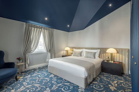 MS Collection Aveiro Palacete de Valdemouro, Room