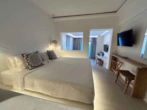 Paola Sunset Mykonos, Room