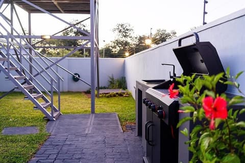 Liam Victoria Falls, 