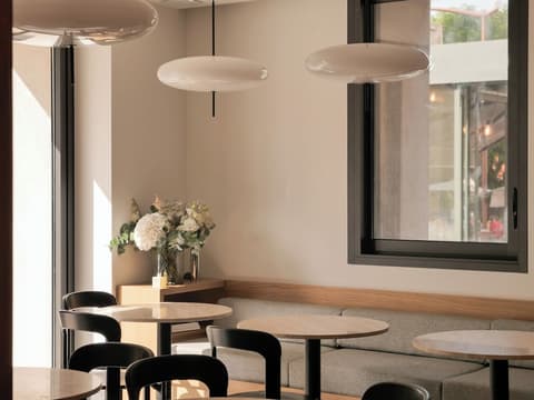 Hotel Moderne, Reception