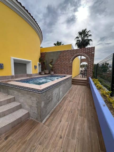 El Encanto Inn