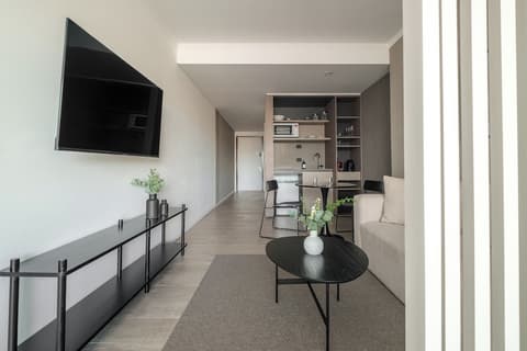 Nido at Recoleta Deco