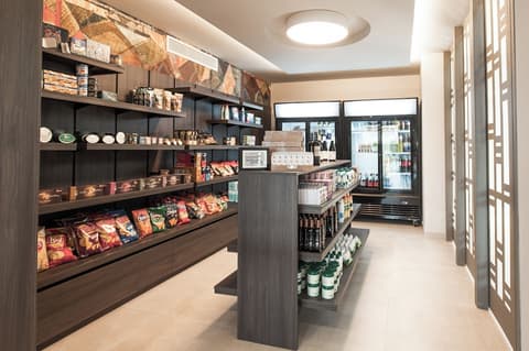 Amarilla Golf Residences, Reception