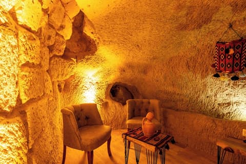 Snora Cave Hotel
