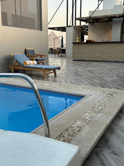 Stay Inn Pyramids Hotel