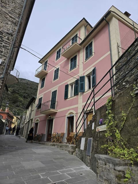 Pensione Sorriso, Front of property