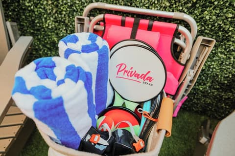 Privada Stays - Private Pools & Colorful-Chic Boutique Hotel