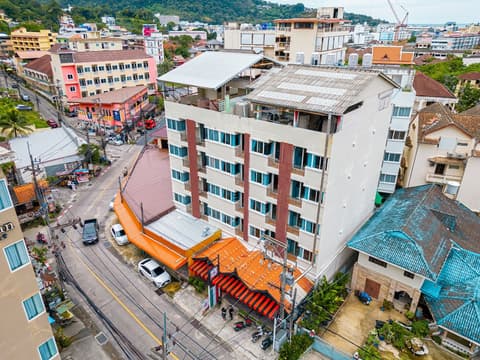 Nice to Meat you Rooms