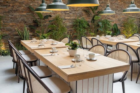 Hotel Sercotel EsteOeste