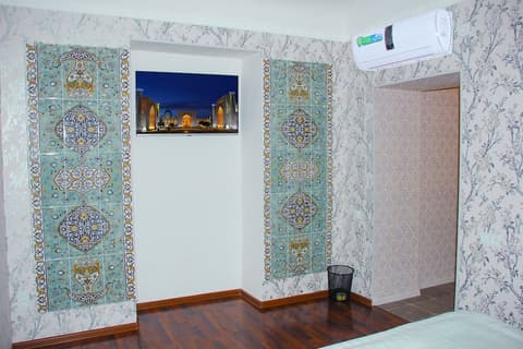 Colibri Traditional Hotel