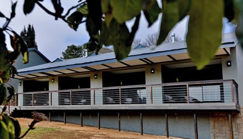 Dunkeld East, Exterior