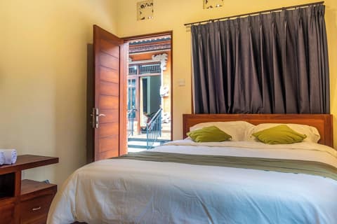 Alam Desa Homestay by AGATA