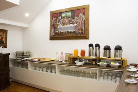 Hotel Amerinka, Restaurant