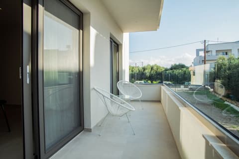 CELINE LUXURY APARTMENTS & SUITES, Terrace/patio