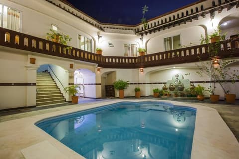 Vintage Hotel