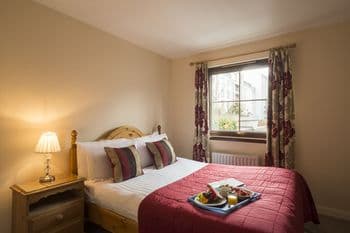 Fountain Court Apartments - Grove