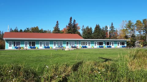 ATLANTIC VIEW MOTEL & COTTAGES